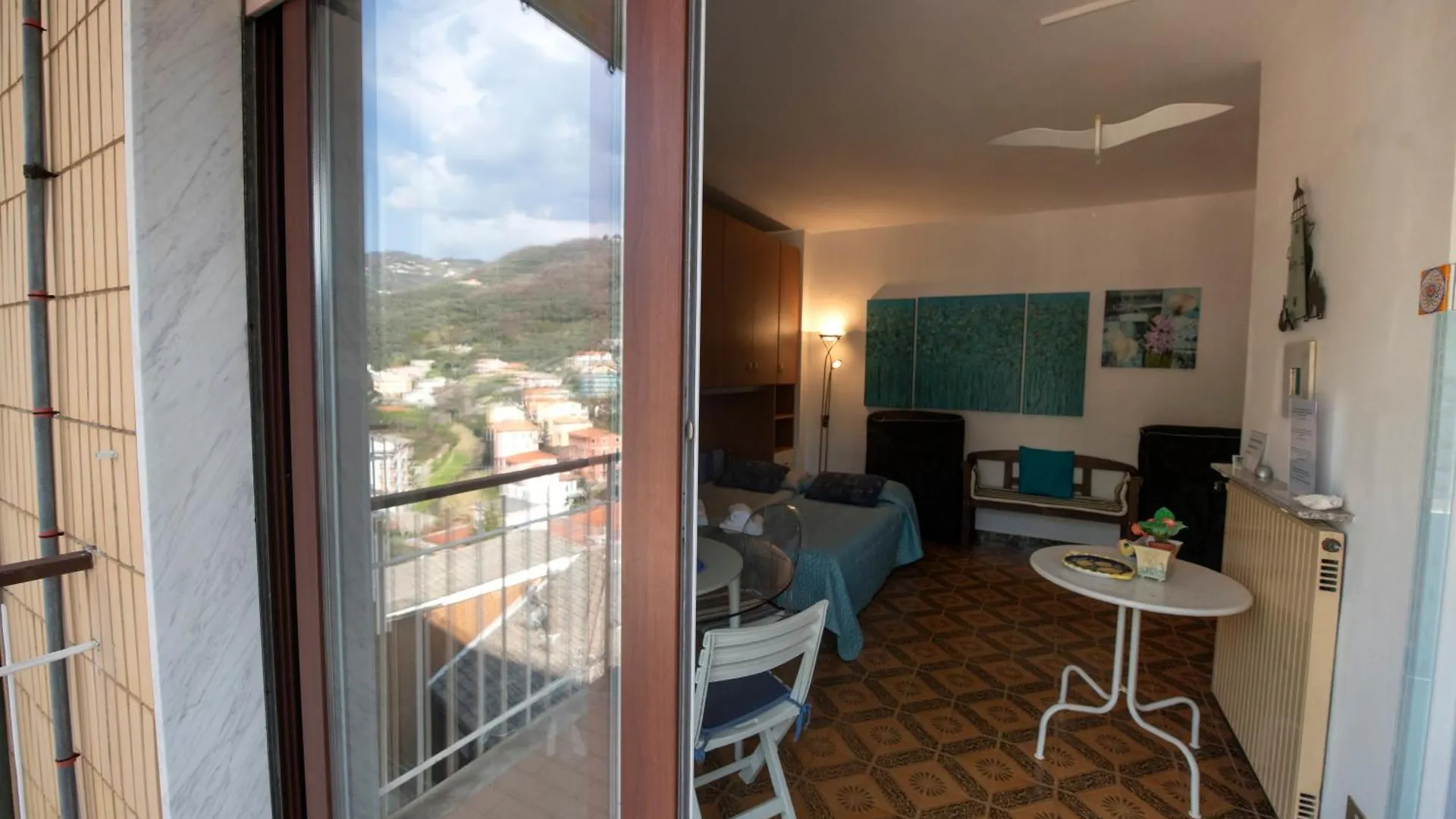 239 - Casa Del Sole Vista Mare Moneglia - 5Minuti A Piedi Dal Mare - Parcheggio Privato Apartment