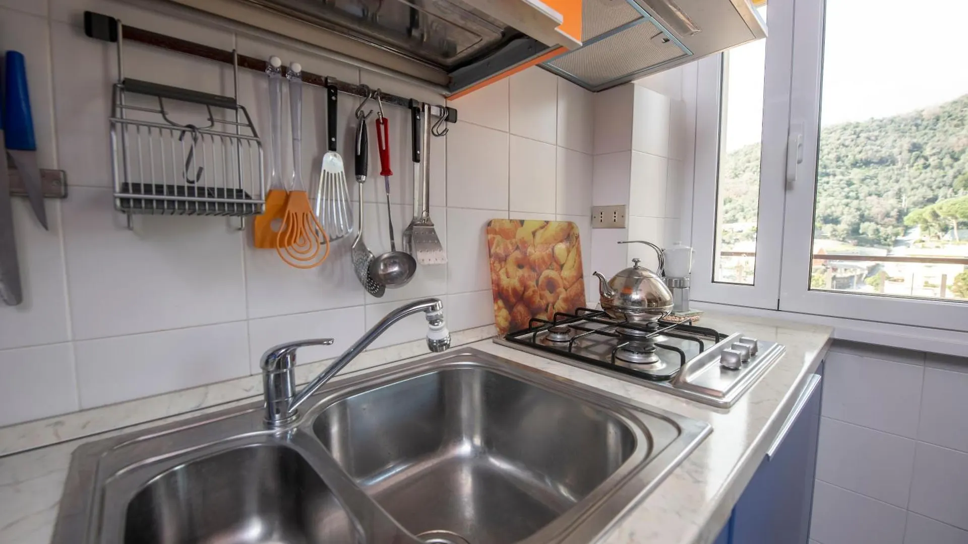 239 - Casa Del Sole Vista Mare Moneglia - 5Minuti A Piedi Dal Mare - Parcheggio Privato Apartment