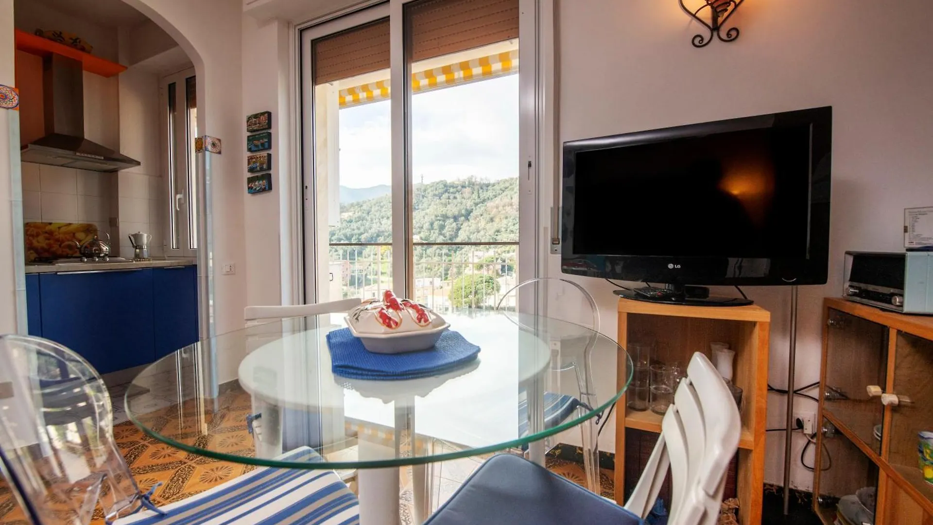 239 - Casa Del Sole Vista Mare Moneglia - 5Minuti A Piedi Dal Mare - Parcheggio Privato Apartment