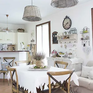 La Casa Di Menny Moneglia